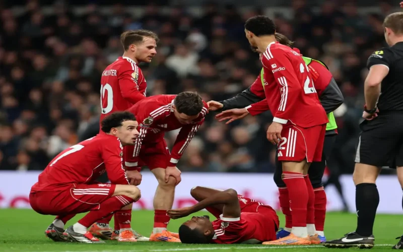 صفقات معطلة.. ليفربول وأرني سلوت يواجهان عقبات متتالية